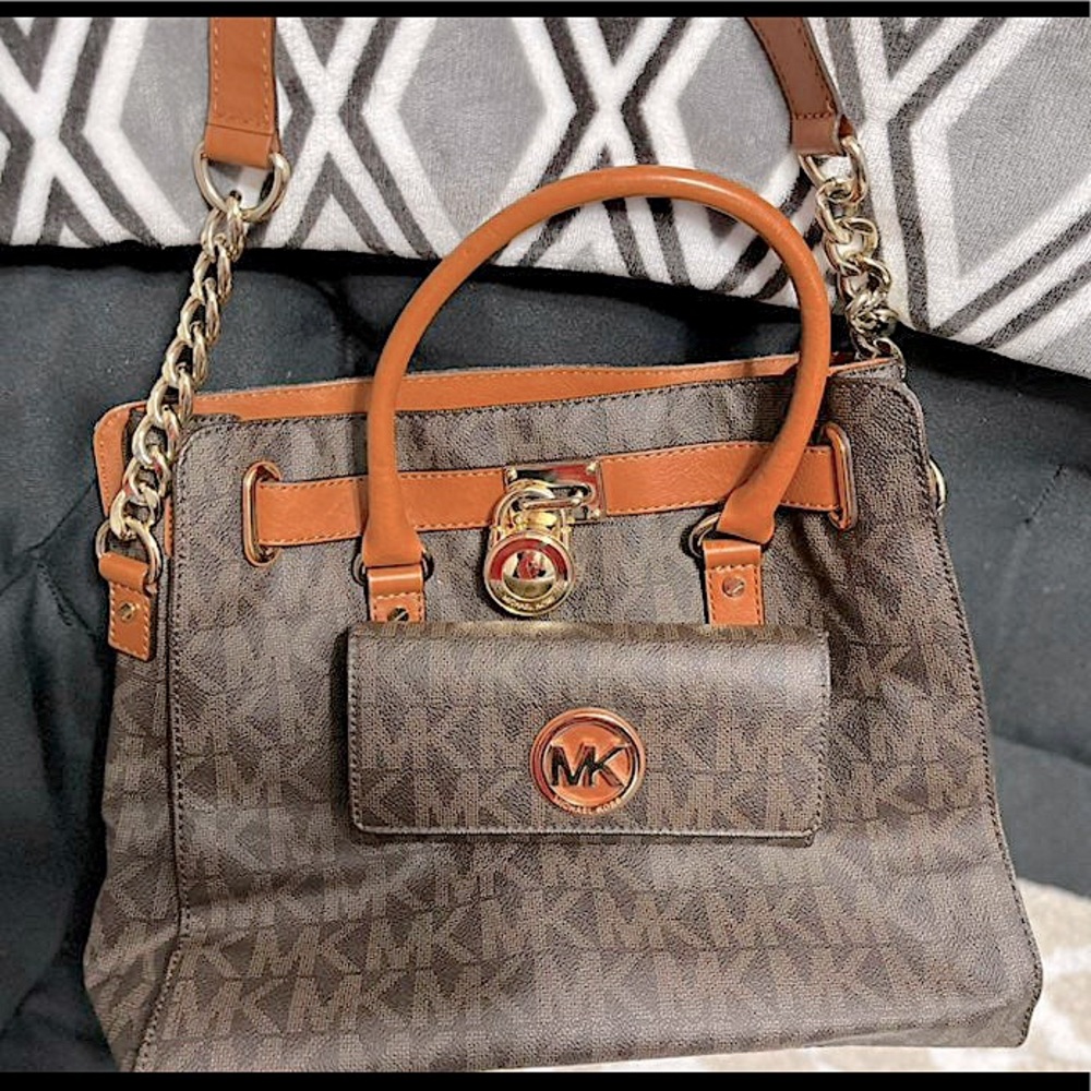 NWOT AUTHENTIC MICHAEL KORS HAMILTON TOTE WITH MATCHING WALLET